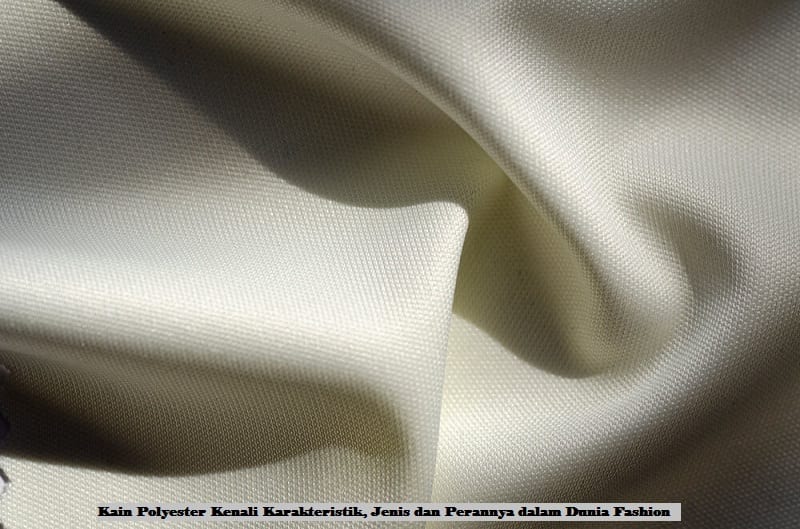 Kain Polyester